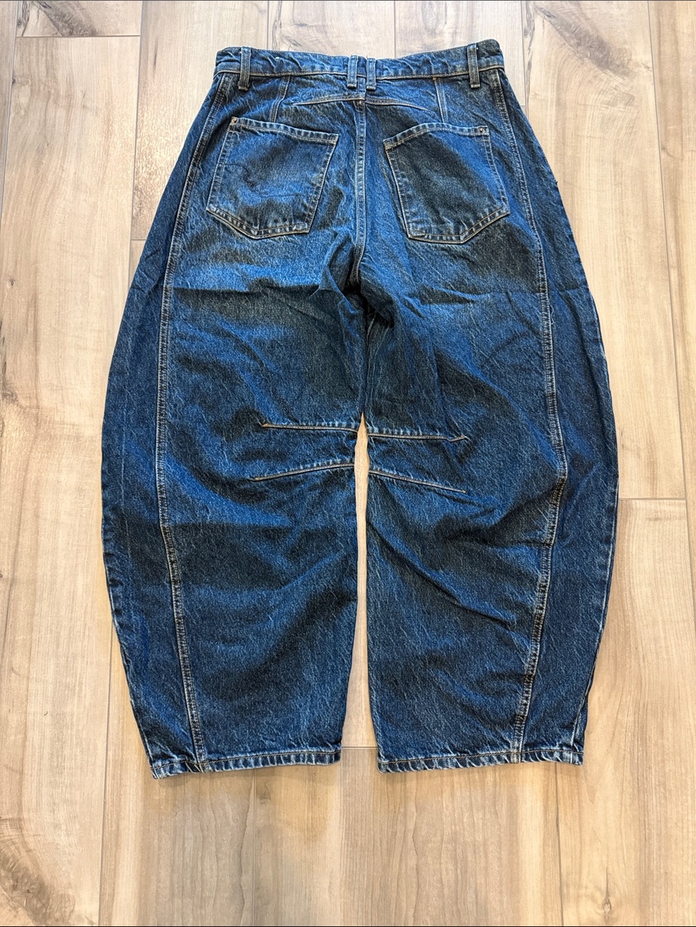 Free People We The Free Good Luck Barrel Leg Wide Leg Jeans. New without tags. - Picture 9 of 10